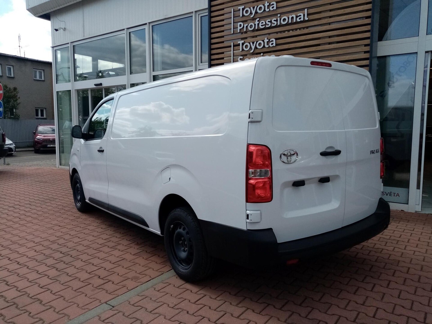 Toyota PROACE