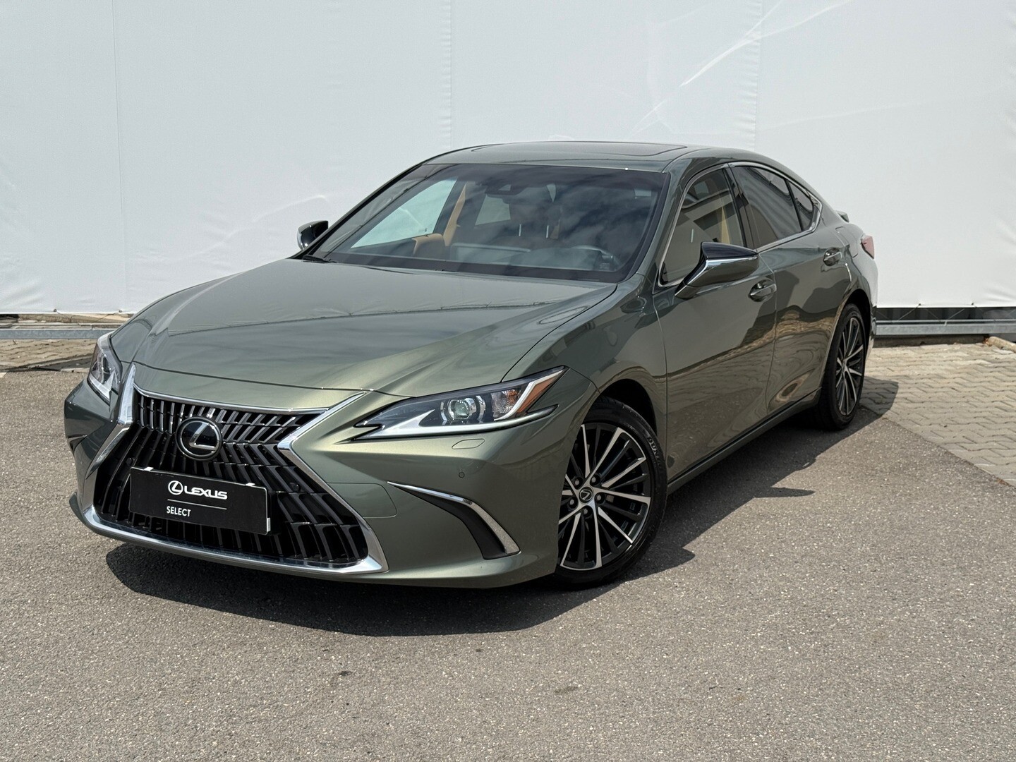 Lexus ES