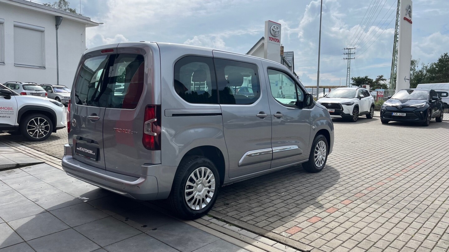 Toyota PROACE CITY VERSO