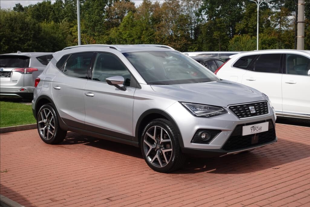 Seat Arona