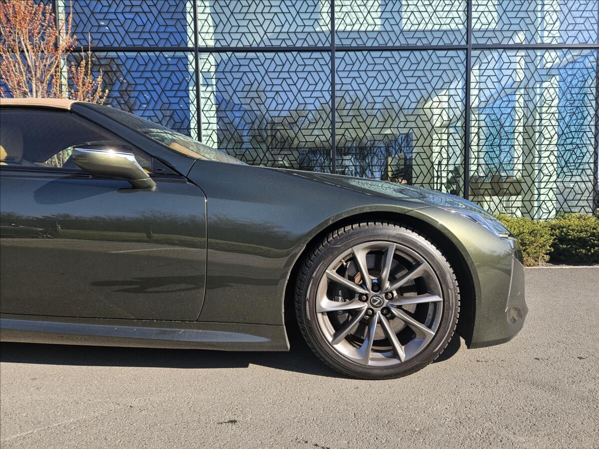 Lexus LC