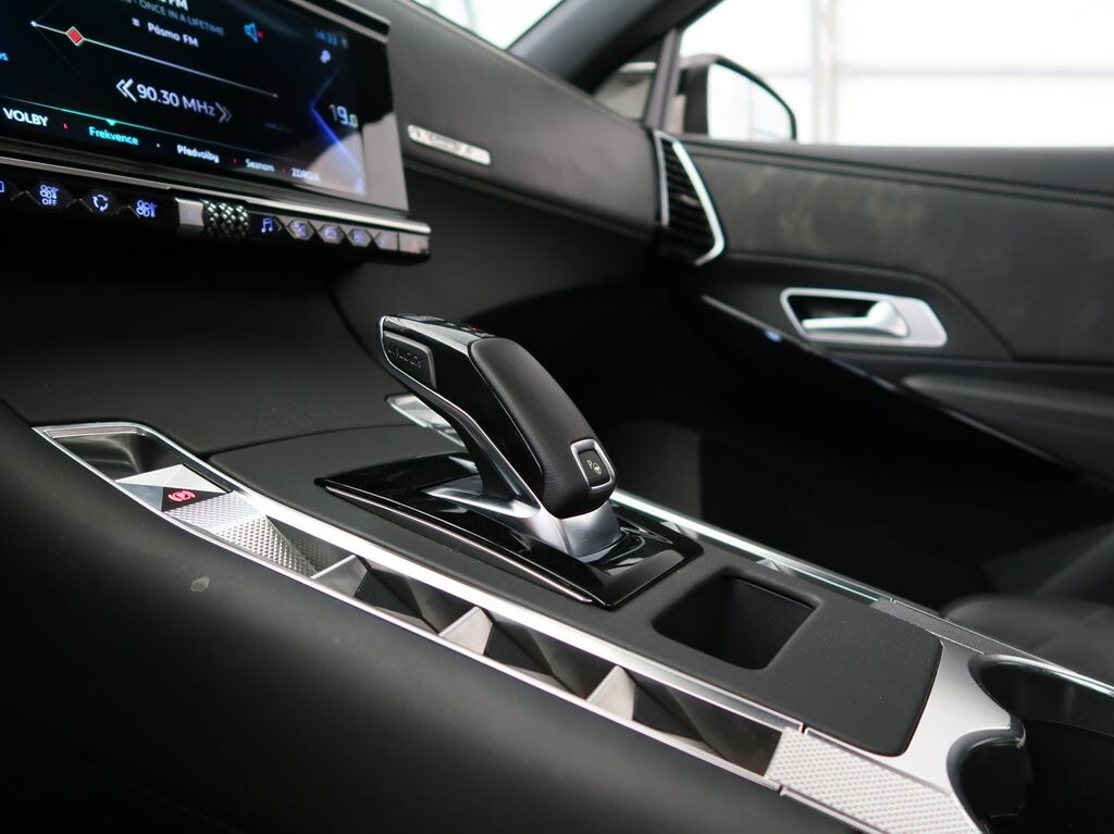 DS Automobiles DS 7 Crossback