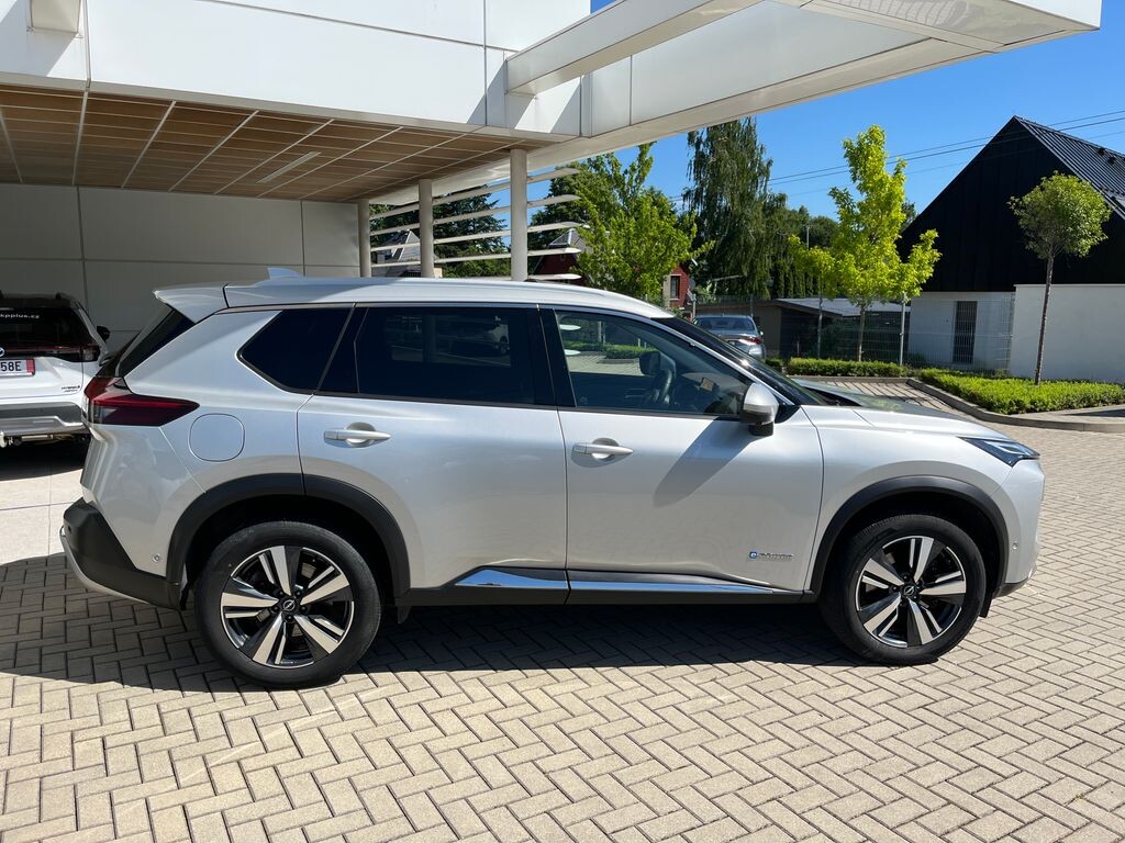Nissan Další