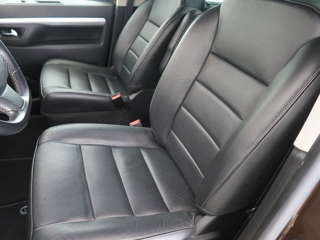 Peugeot Traveller