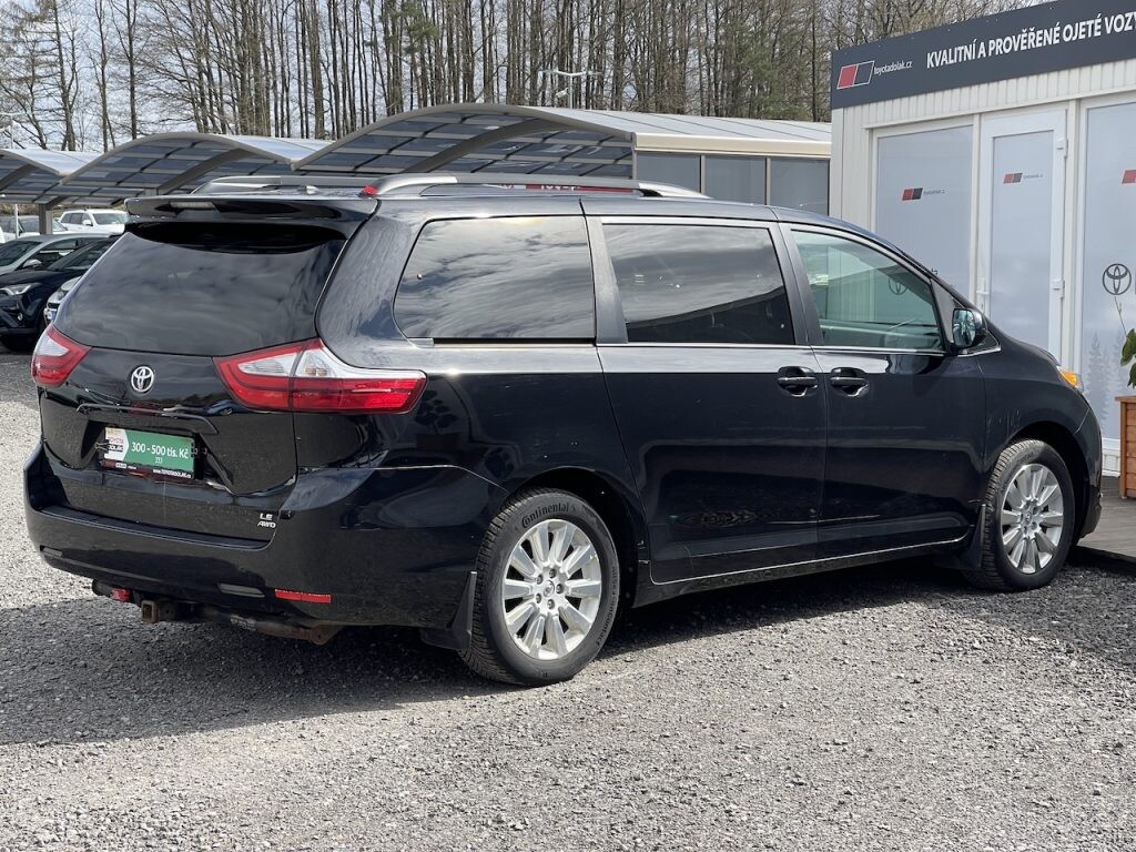 Toyota Sienna