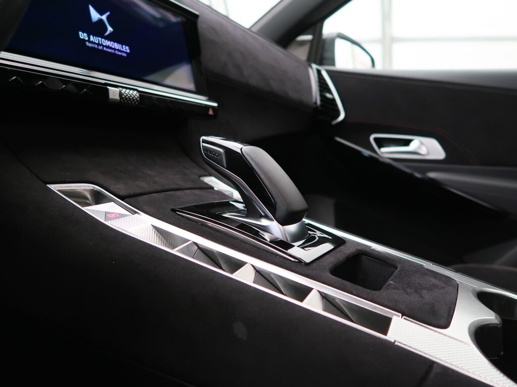 DS Automobiles DS 7 Crossback