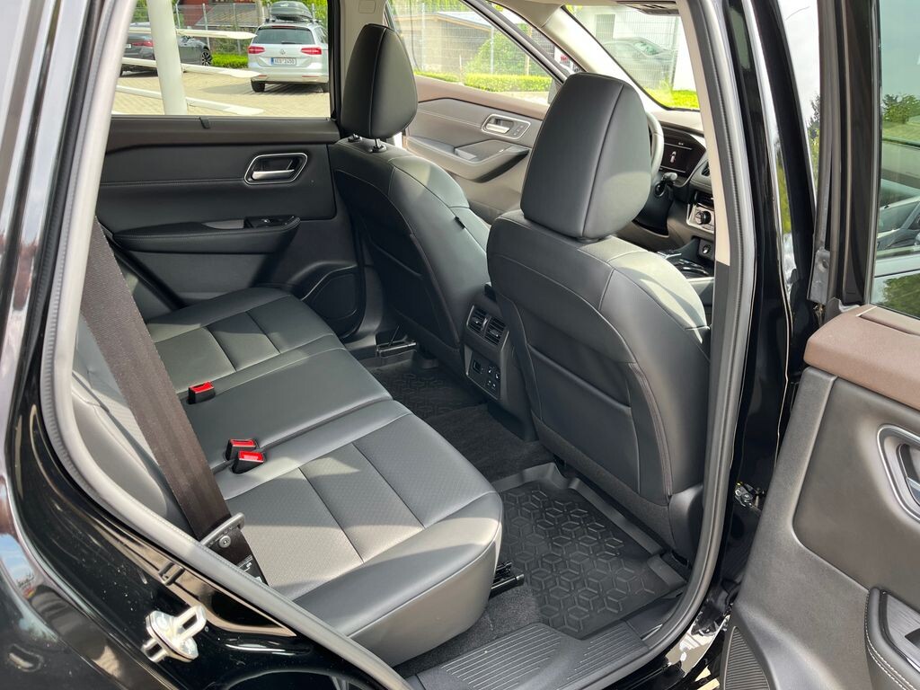 Nissan Další