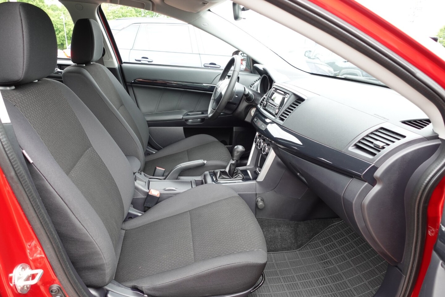 Mitsubishi Lancer