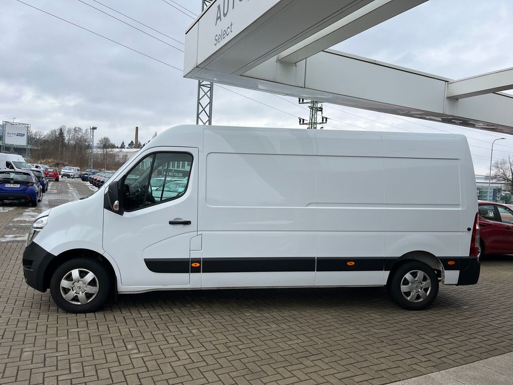 Nissan Interstar