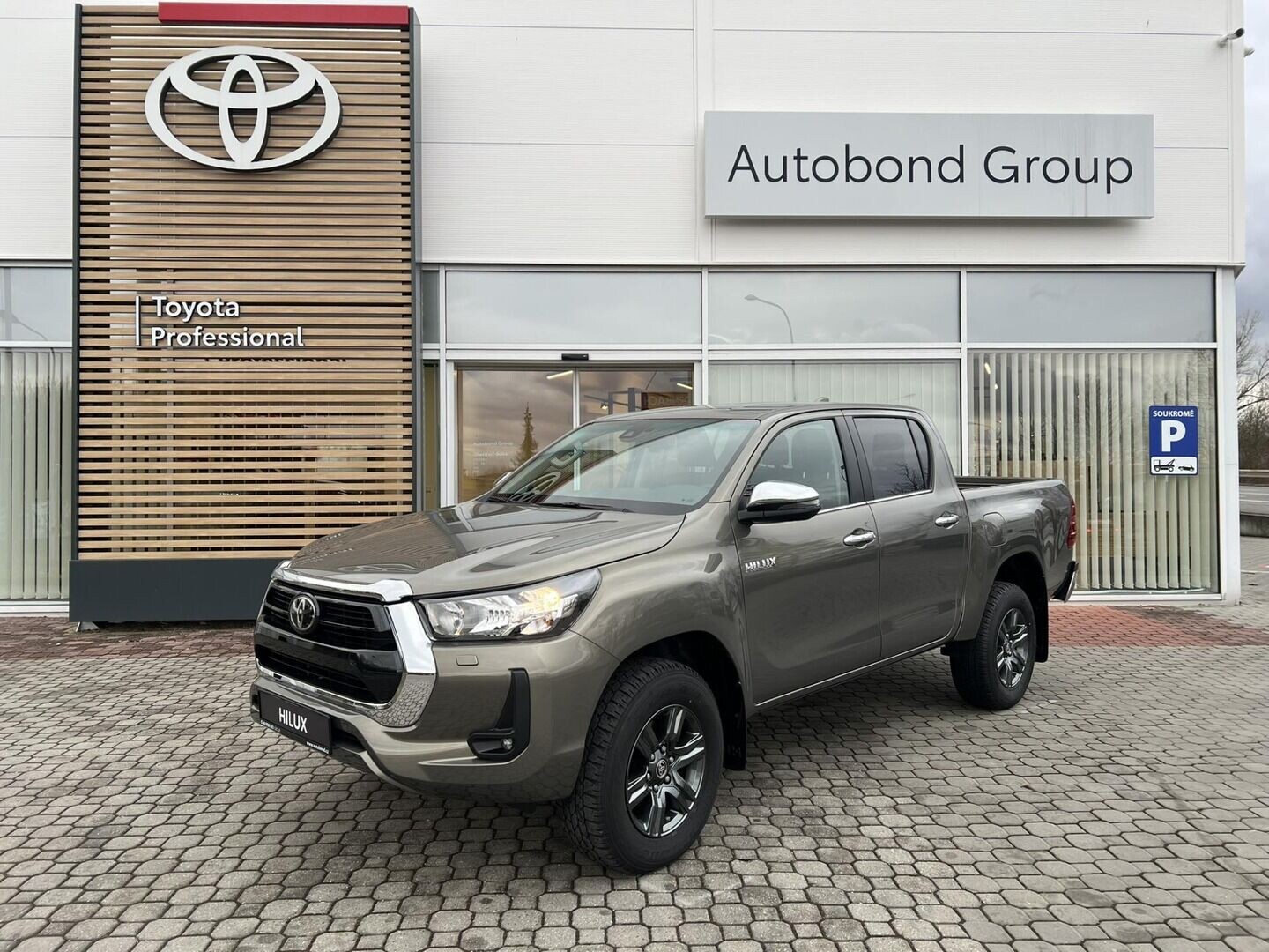 Toyota Hilux