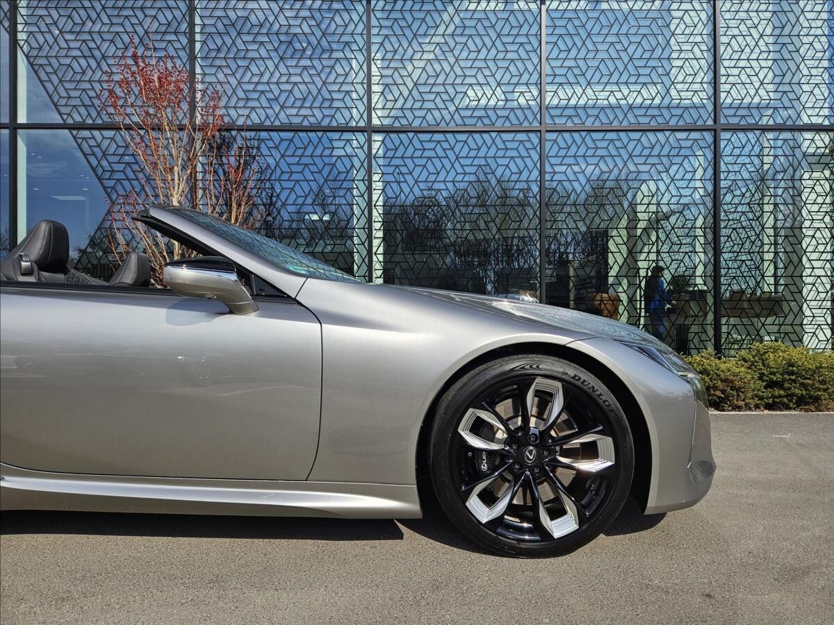 Lexus LC
