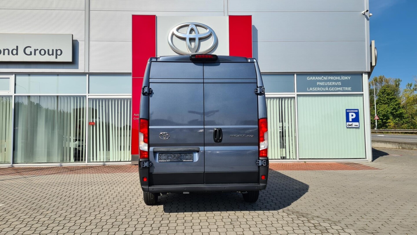 Toyota PROACE