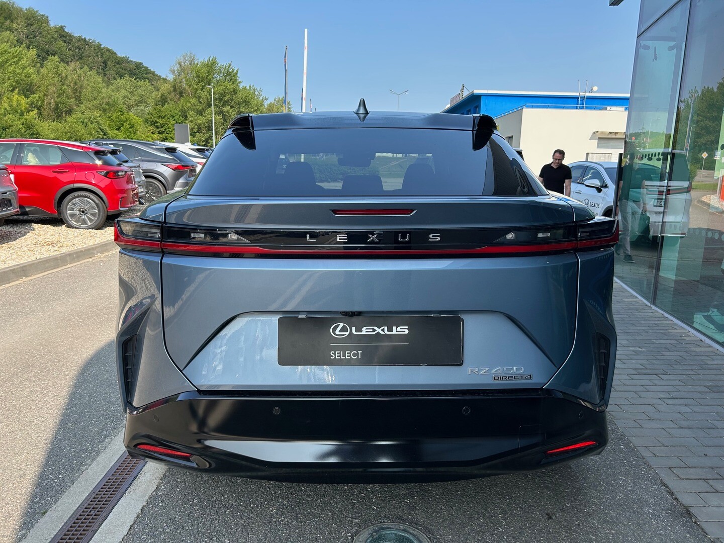 Lexus RZ