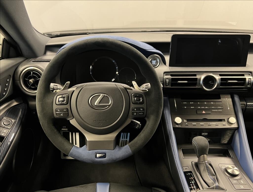 Lexus RC