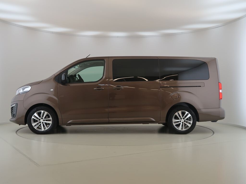 Peugeot Traveller