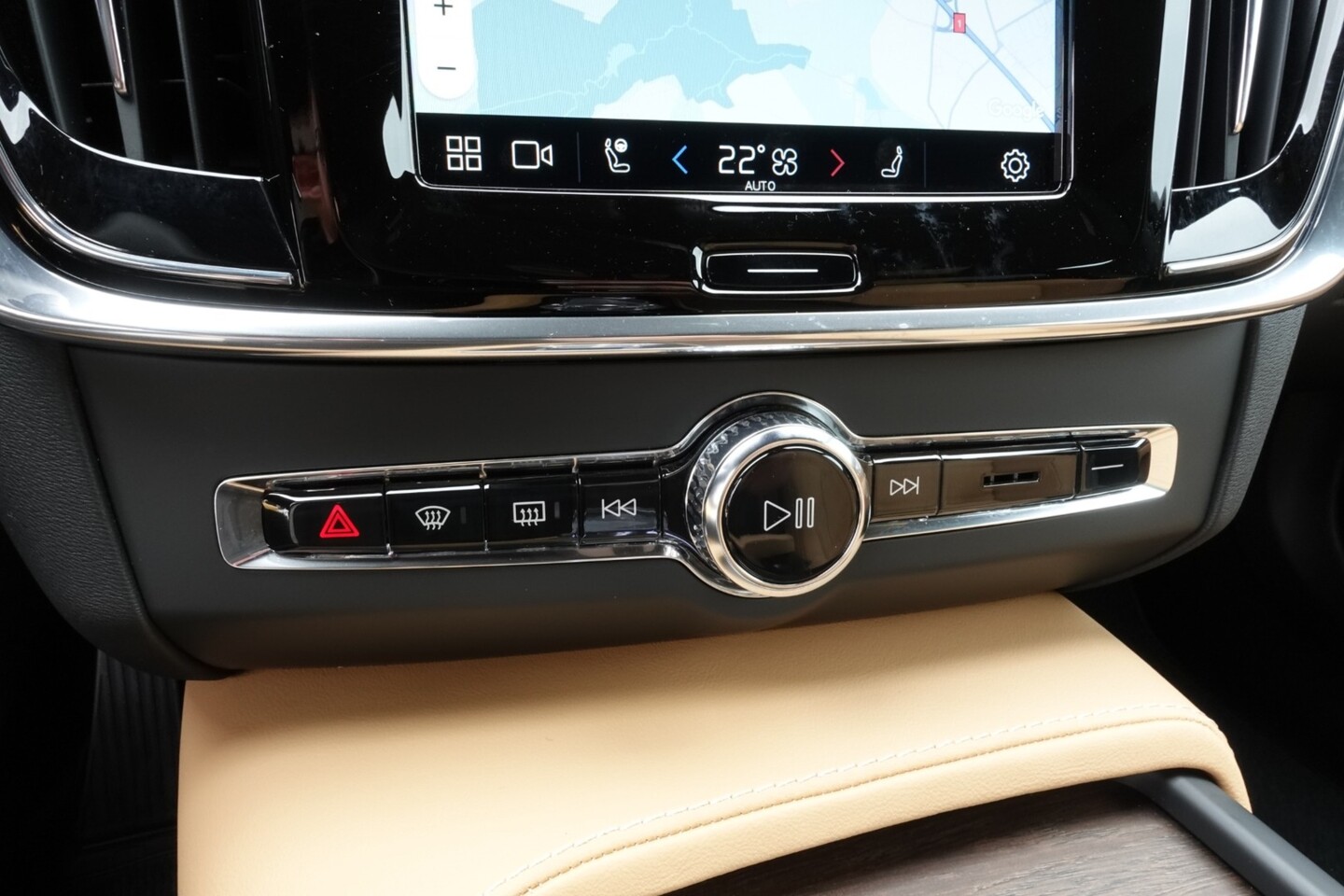 Volvo V90 Cross Country