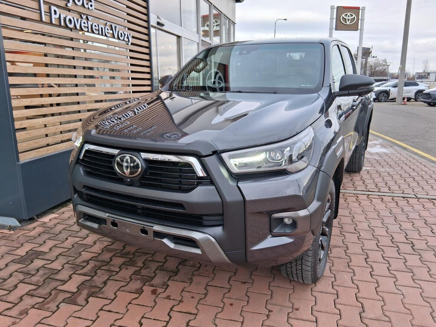 Toyota Hilux