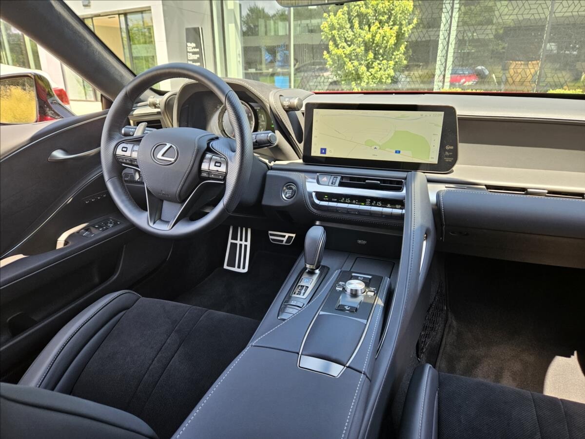 Lexus LC