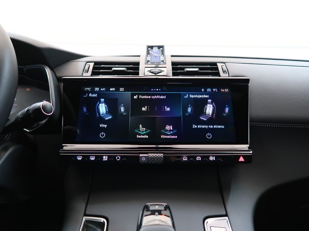 DS Automobiles DS 7 Crossback