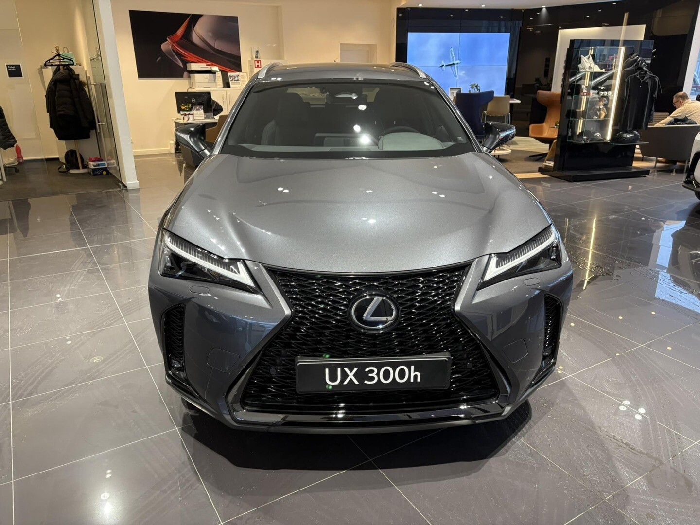 Lexus UX