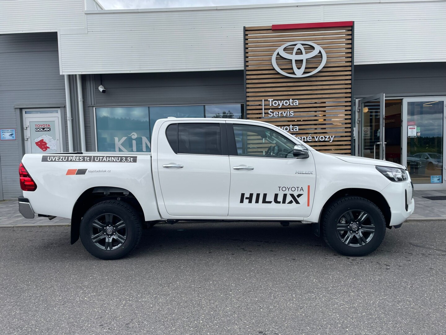 Toyota Hilux