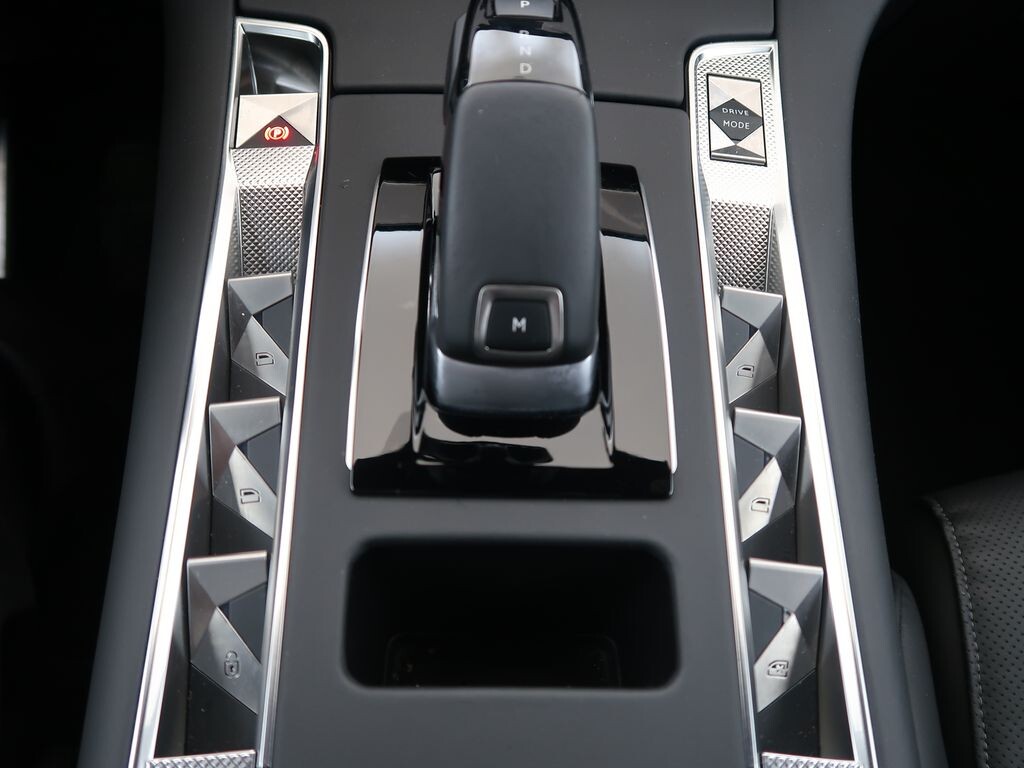 DS Automobiles DS 7 Crossback