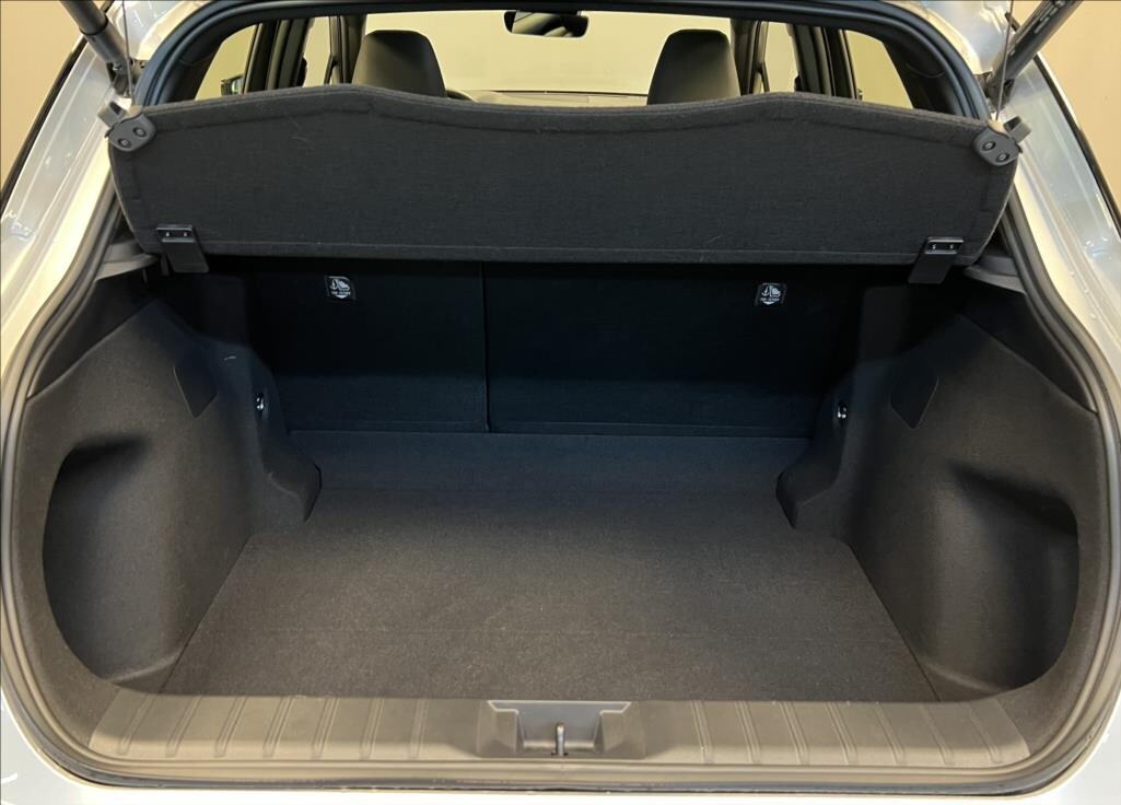 Lexus LBX