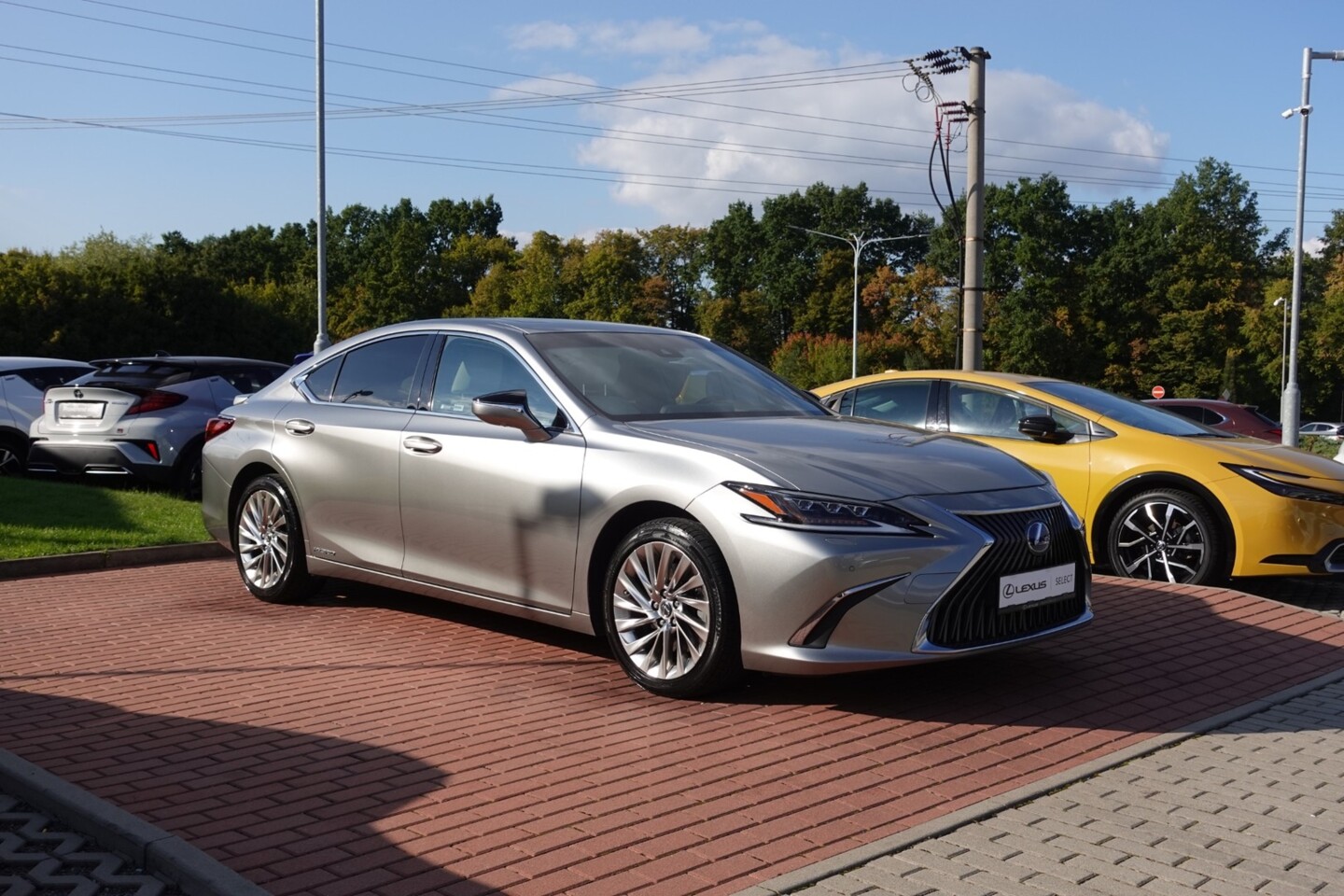 Lexus ES