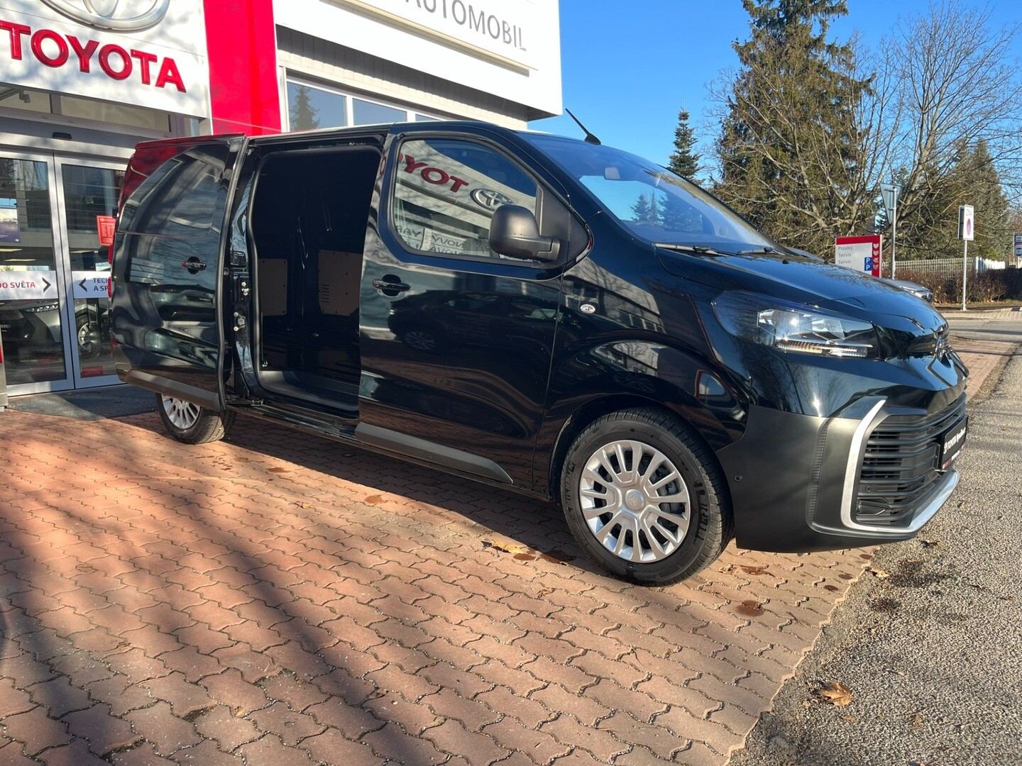 Toyota PROACE