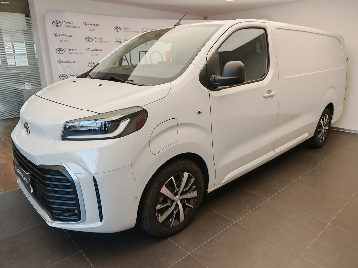 Toyota PROACE