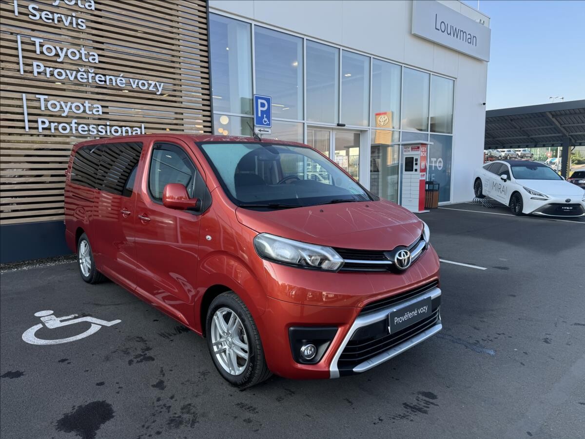 Toyota PROACE