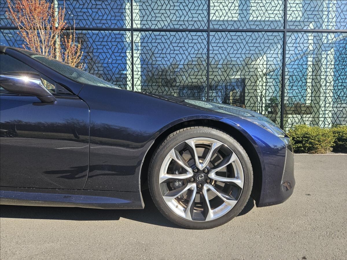 Lexus LC