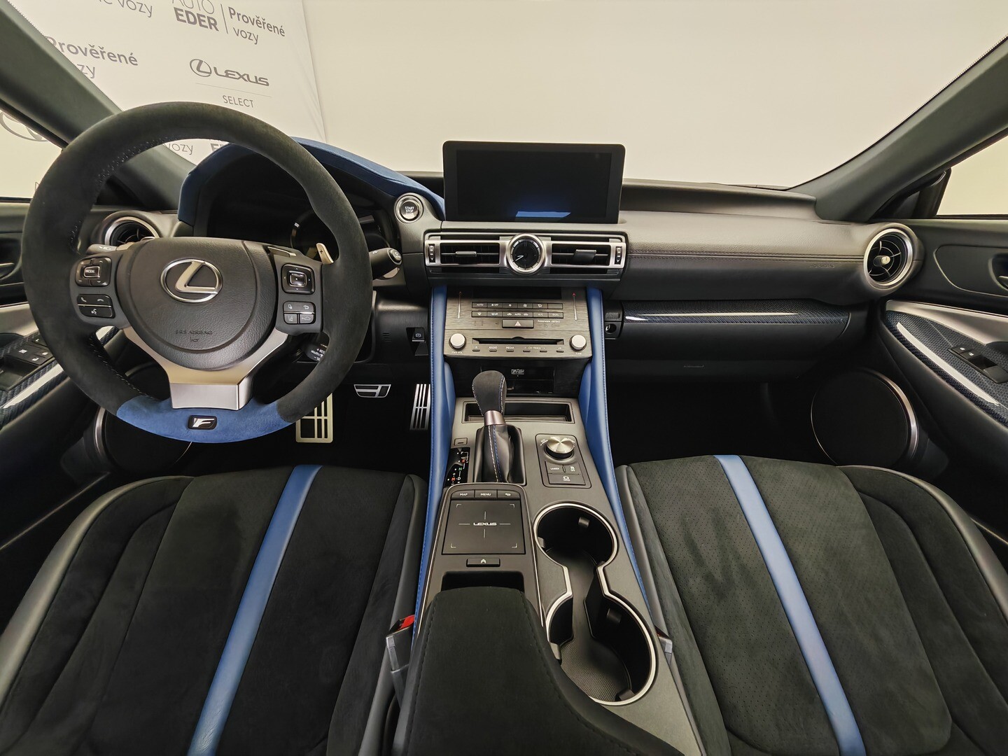 Lexus RC
