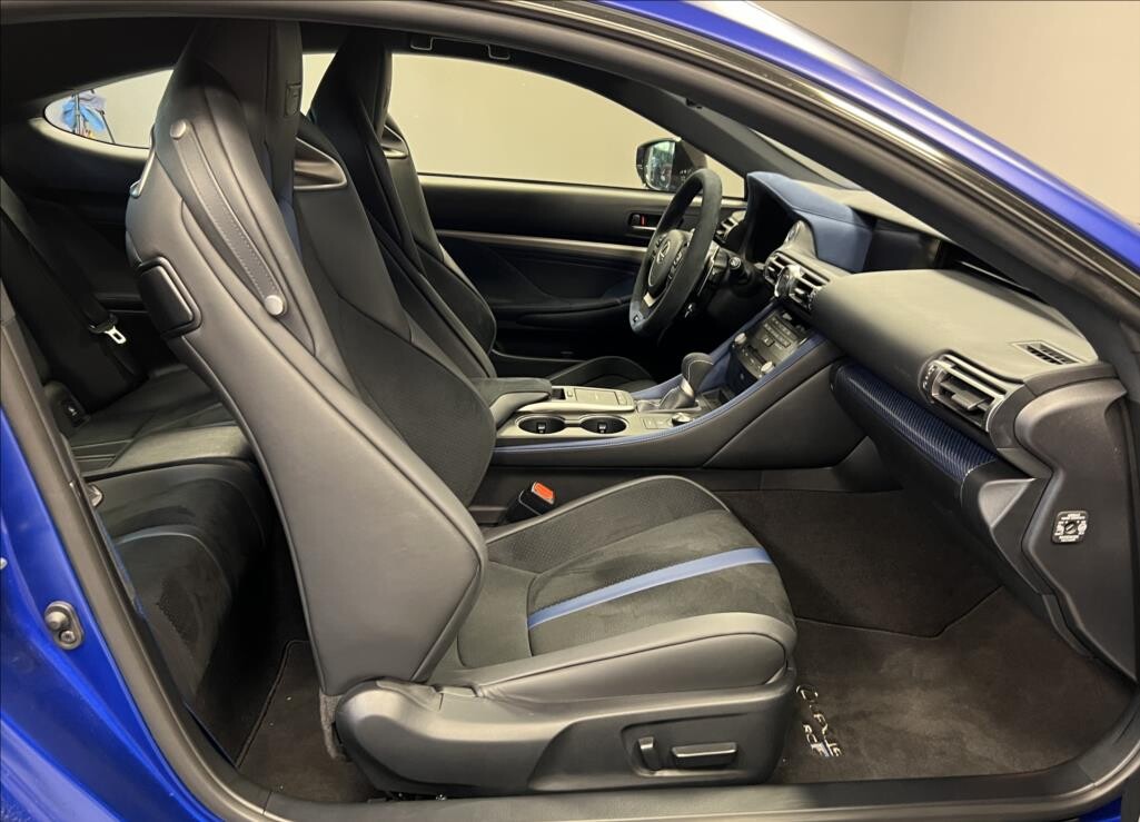 Lexus RC