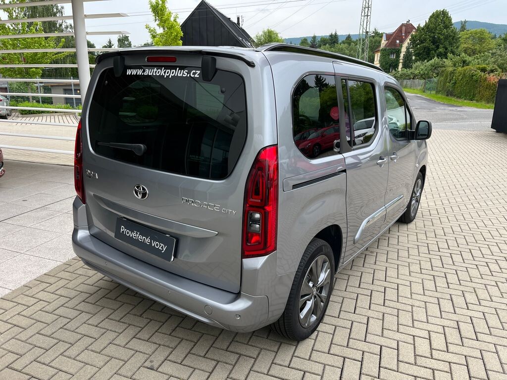 Toyota PROACE CITY VERSO