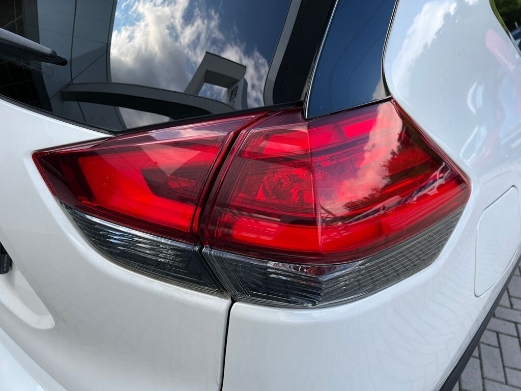Nissan Další