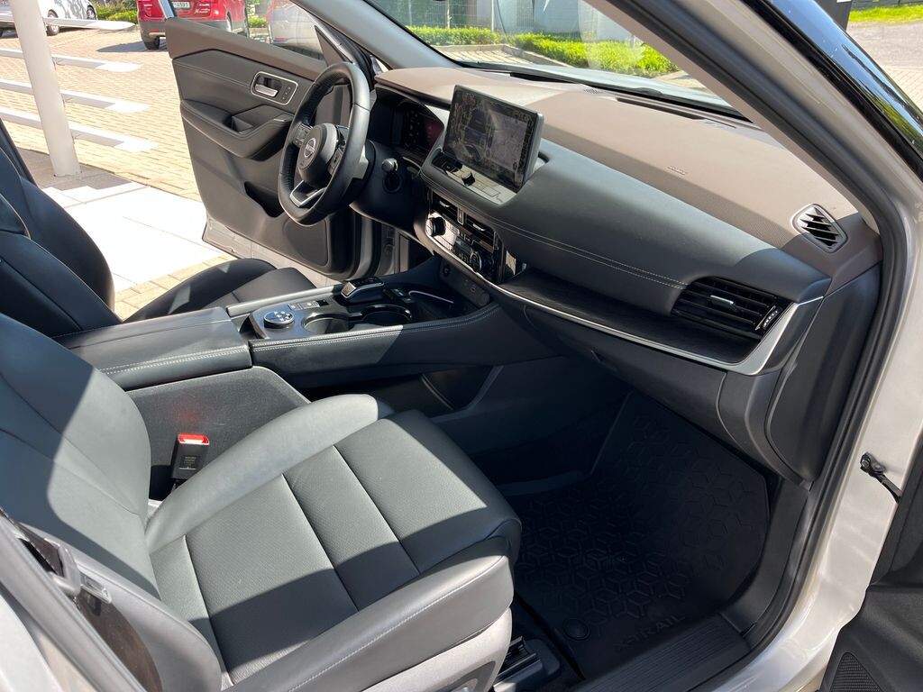 Nissan Další