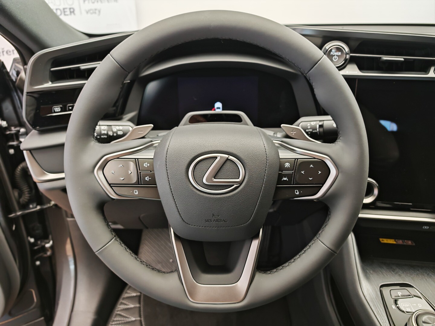 Lexus RZ