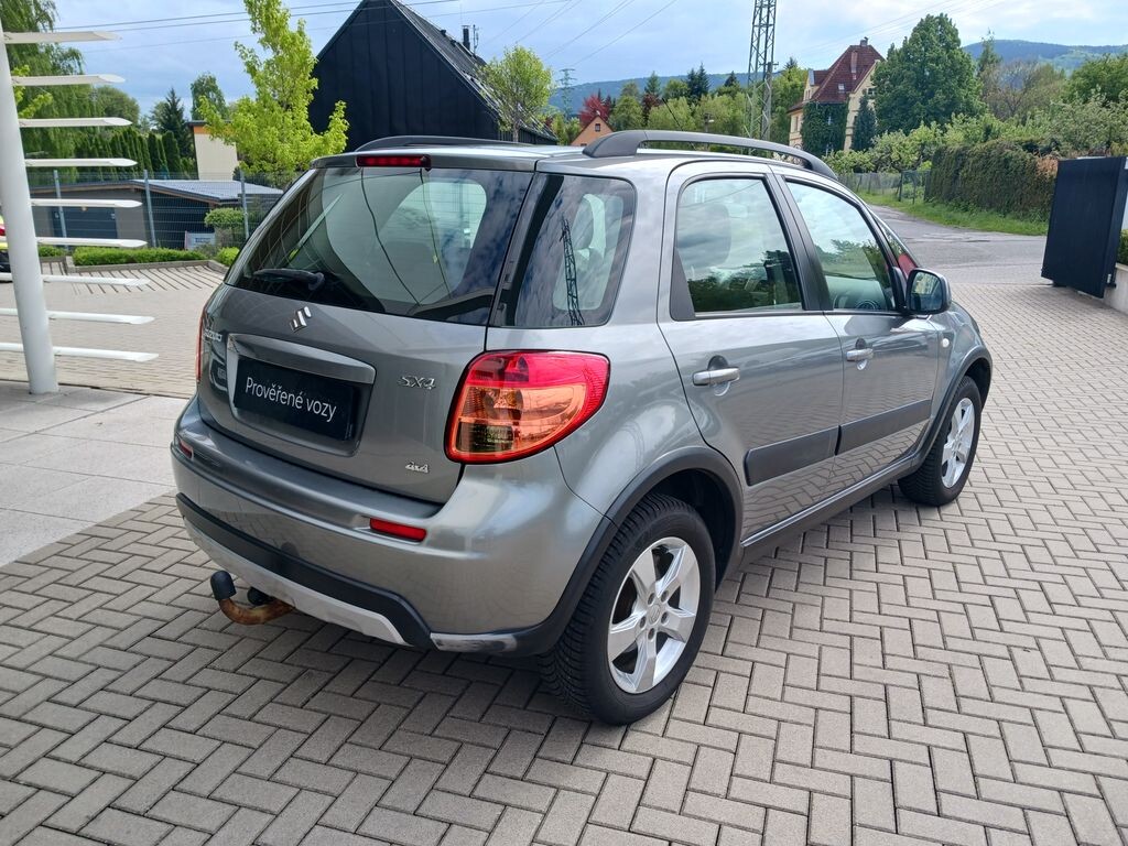 Suzuki SX4
