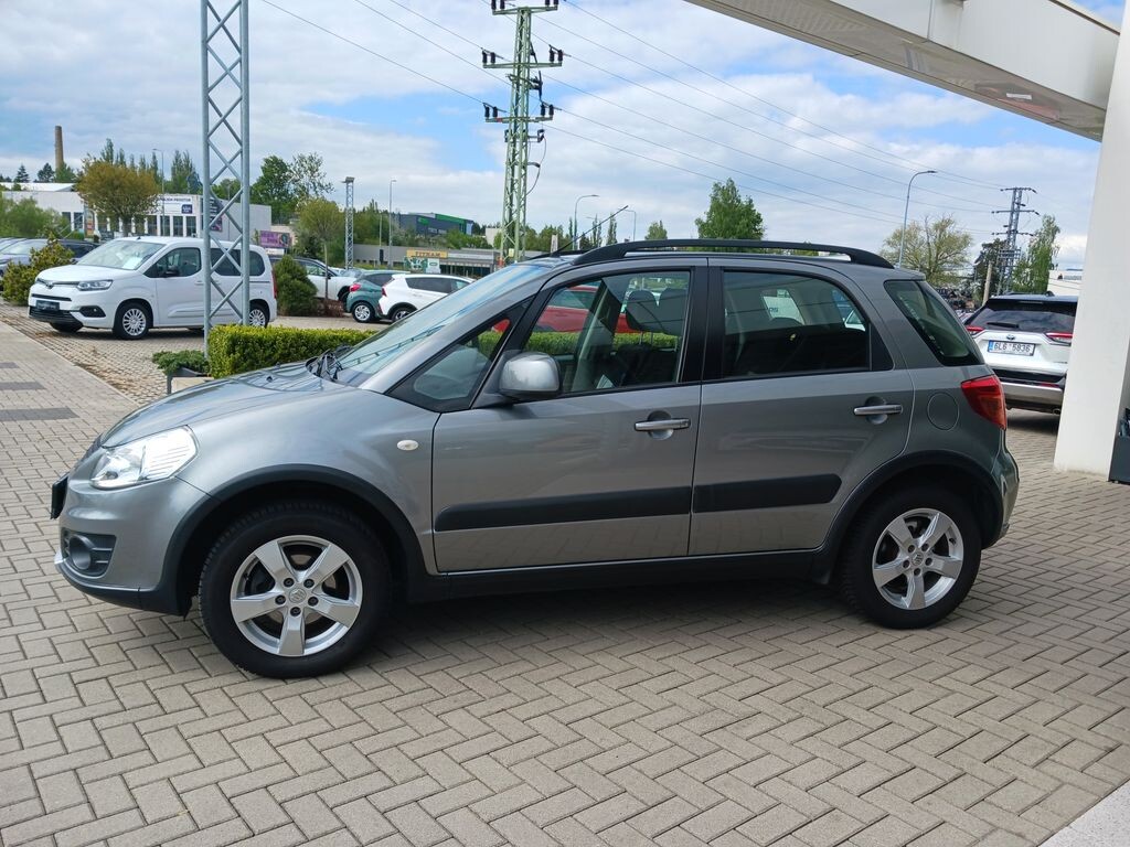 Suzuki SX4