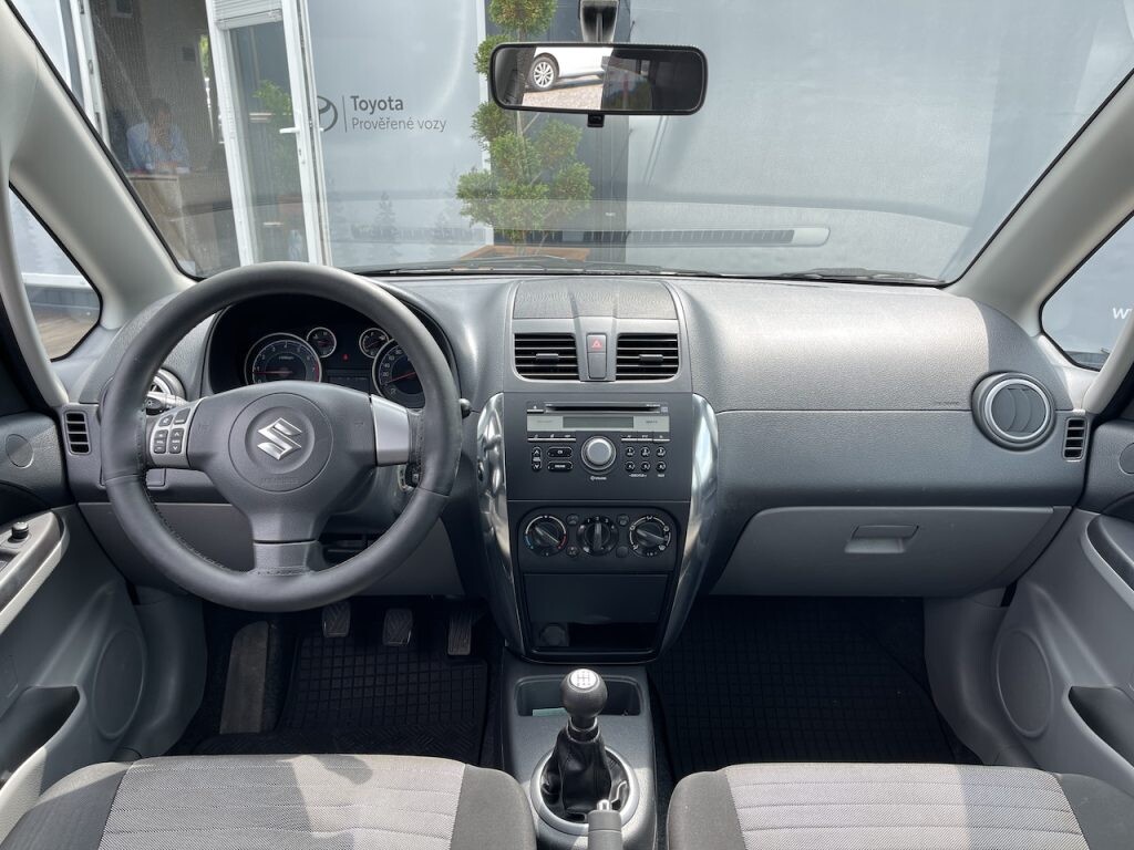 Suzuki SX4