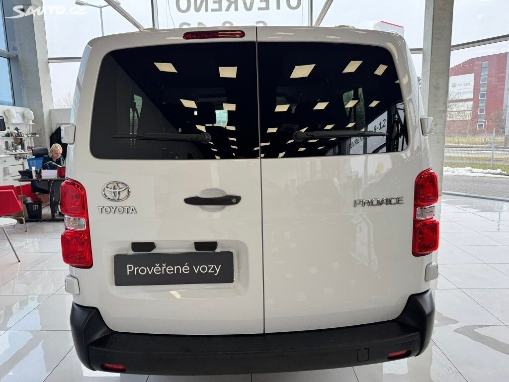 Toyota PROACE