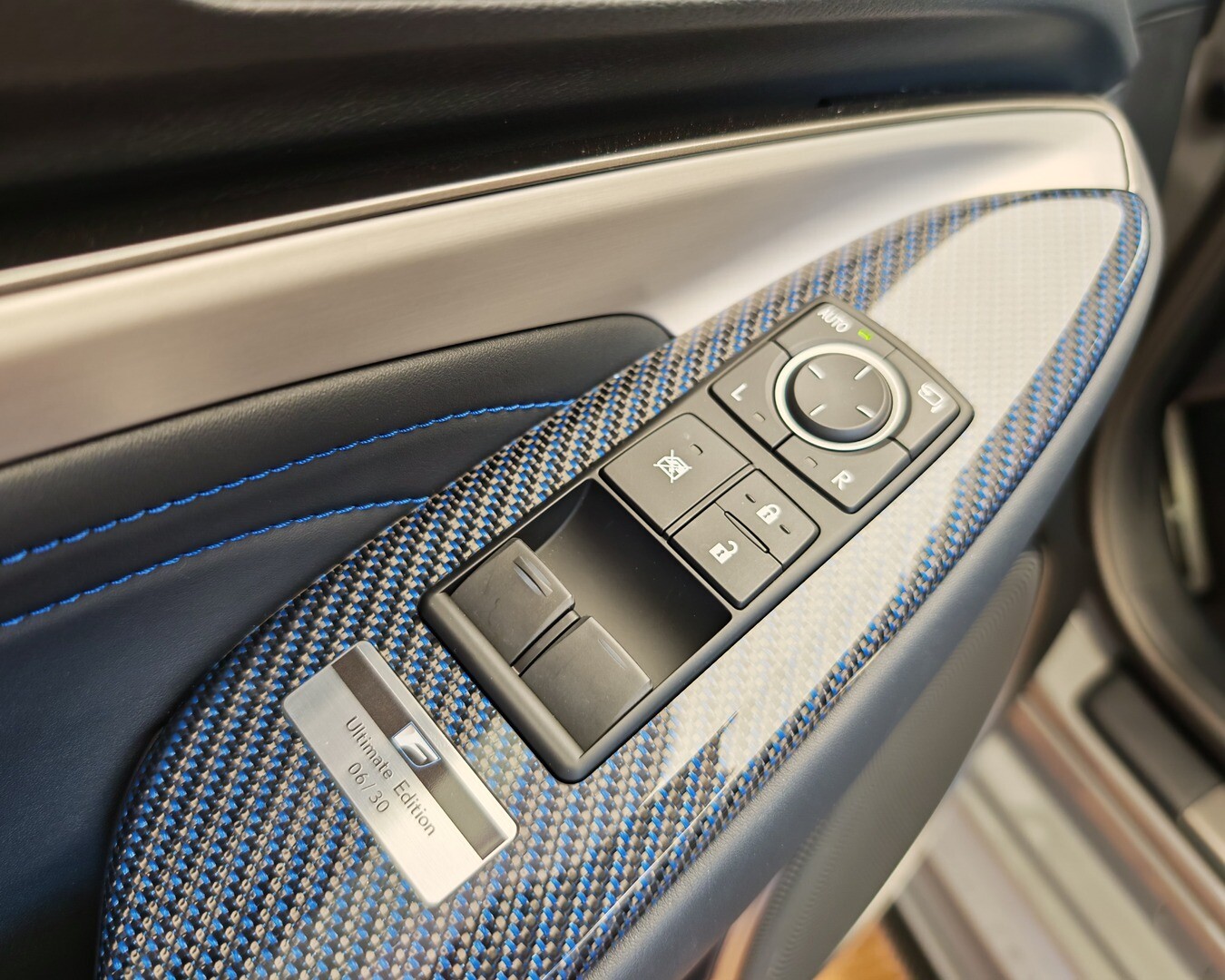Lexus RC
