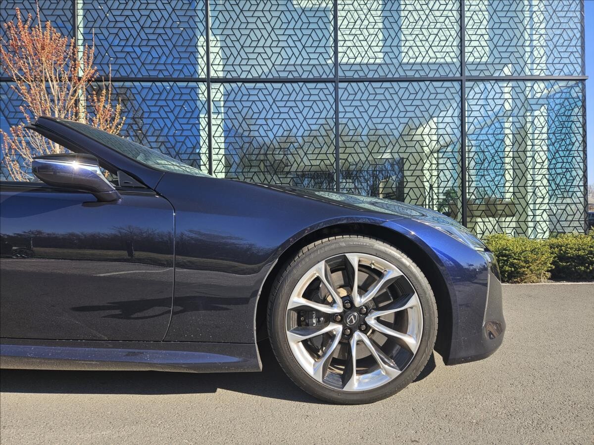 Lexus LC