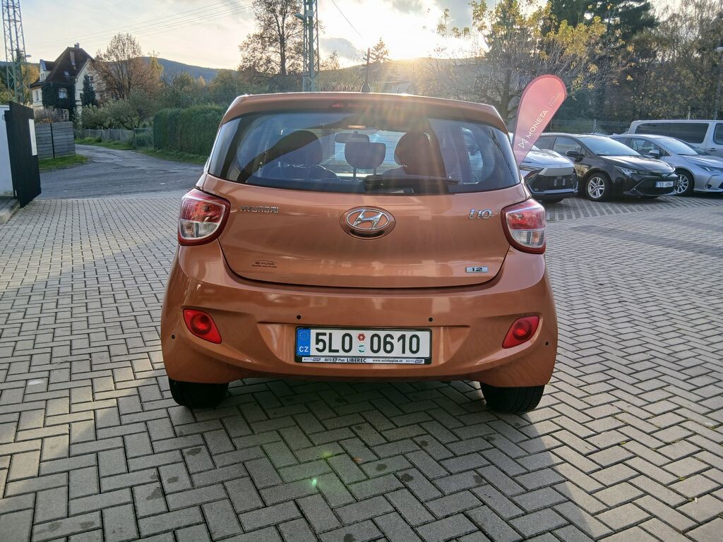 Hyundai i10