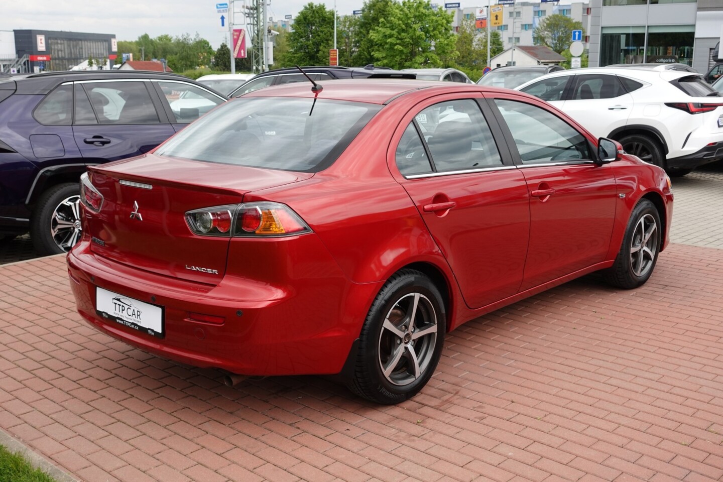 Mitsubishi Lancer