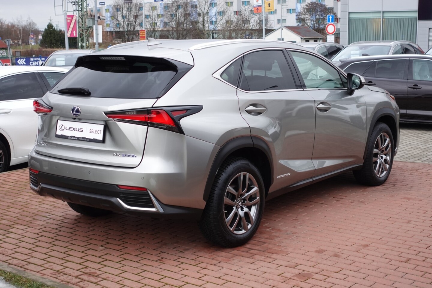 Lexus NX