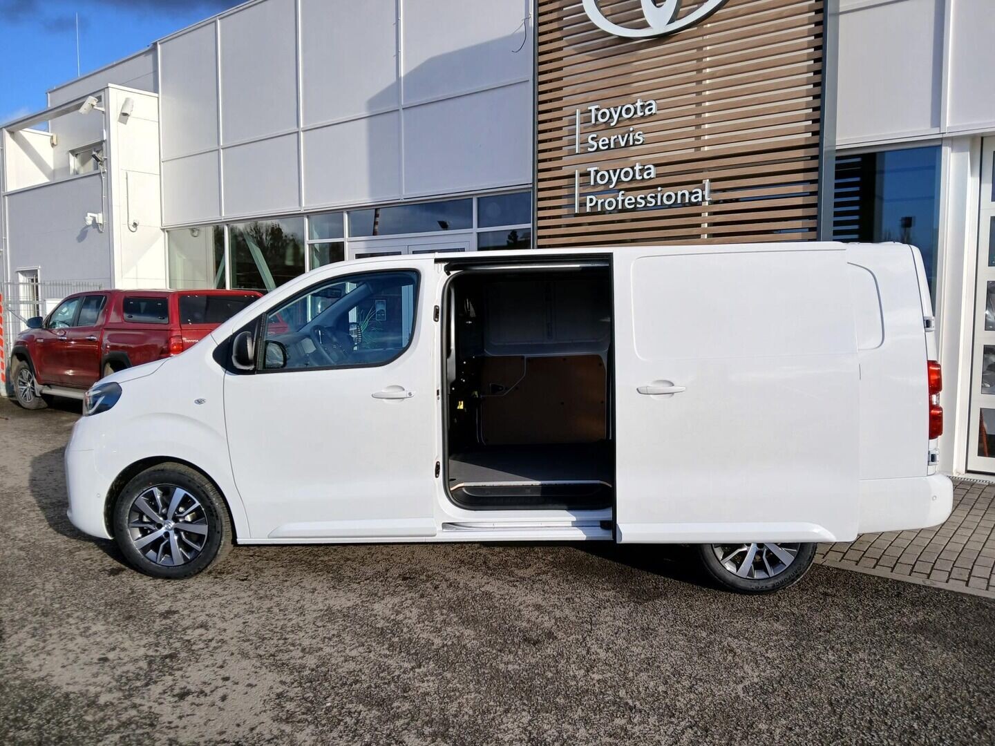 Toyota PROACE