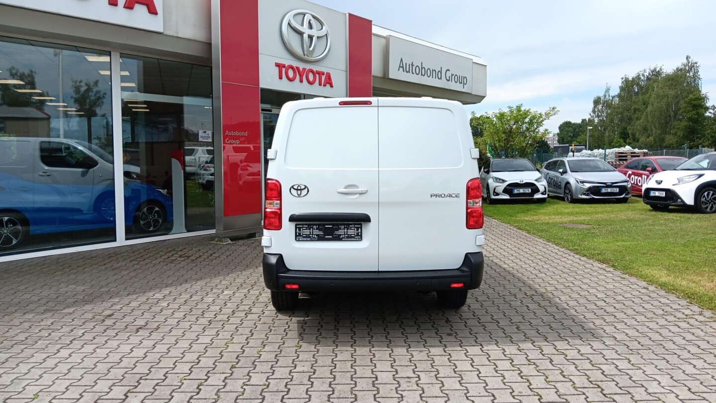 Toyota PROACE