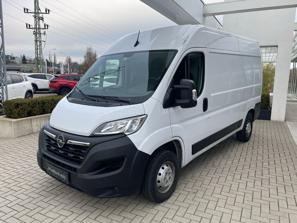 Opel Movano